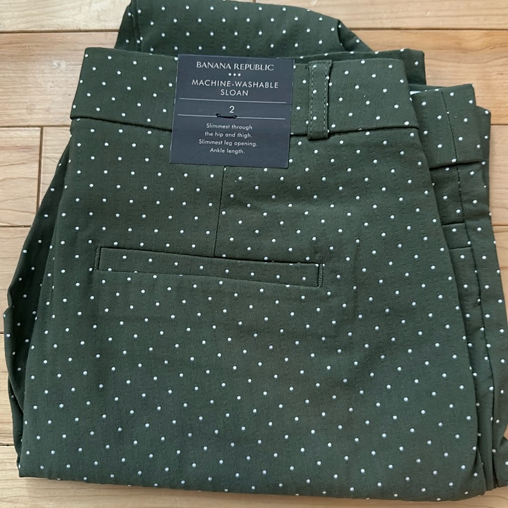 Banana Republic green polka dot pants